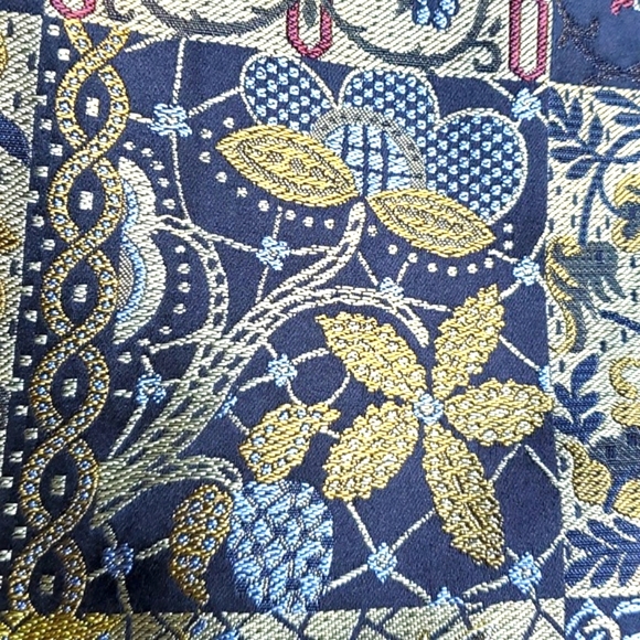 AKS Amy K Su Button Down Patchwork Floral Print Metallic Blouse Size 2X - Picture 9 of 17